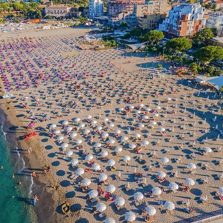 Janeta Panoramic Loft Apartment Giardini Naxos Exterior photo